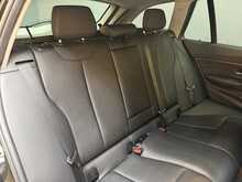 BMW 3 Series 2.0 320i Luxury Touring 5dr Petrol Manual Euro 6 (s/s) (184 ps) 