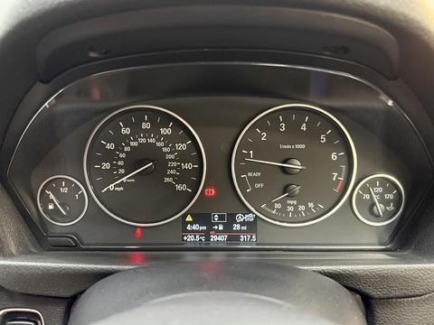 2.0 320i Luxury Touring 5dr Petrol Manual Euro 6 (s/s) (184 ps)