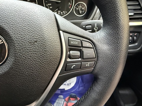 2.0 320i Luxury Touring 5dr Petrol Manual Euro 6 (s/s) (184 ps)