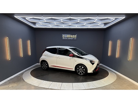 1.0 VVT-i x-trend Hatchback 5dr Petrol x-shift Euro 6 (Safety Sense) (71 ps)