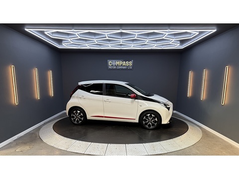 1.0 VVT-i x-trend Hatchback 5dr Petrol x-shift Euro 6 (Safety Sense) (71 ps)