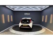 Toyota AYGO VVT-i x-trend 