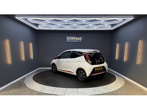 1.0 VVT-i x-trend Hatchback 5dr Petrol x-shift Euro 6 (Safety Sense) (71 ps)