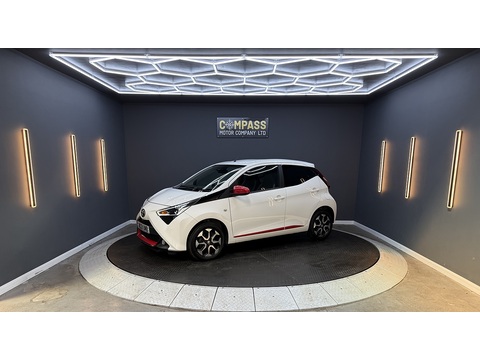 1.0 VVT-i x-trend Hatchback 5dr Petrol x-shift Euro 6 (Safety Sense) (71 ps)
