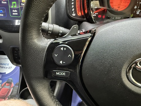 1.0 VVT-i x-trend Hatchback 5dr Petrol x-shift Euro 6 (Safety Sense) (71 ps)