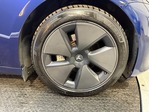 (Dual Motor) Long Range Saloon 4dr Electric Auto 4WDE (346 ps)