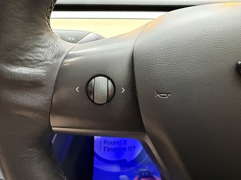 (Dual Motor) Long Range Saloon 4dr Electric Auto 4WDE (346 ps)