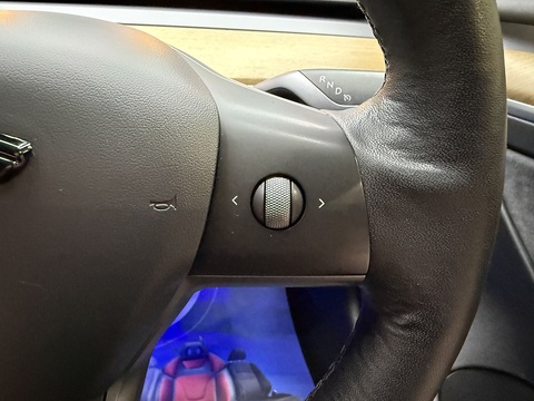 (Dual Motor) Long Range Saloon 4dr Electric Auto 4WDE (346 ps)