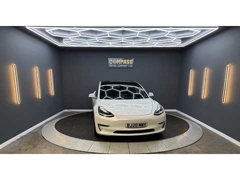 (Dual Motor) Performance Saloon 4dr Electric Auto 4WDE (Performance Upgrade) (449 bhp)