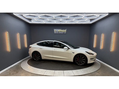 (Dual Motor) Performance Saloon 4dr Electric Auto 4WDE (Performance Upgrade) (449 bhp)