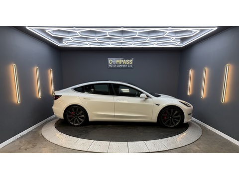 (Dual Motor) Performance Saloon 4dr Electric Auto 4WDE (Performance Upgrade) (449 bhp)