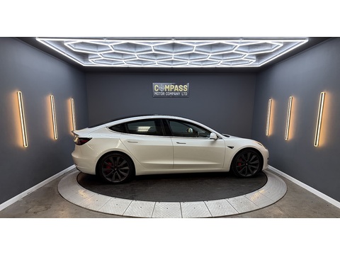 (Dual Motor) Performance Saloon 4dr Electric Auto 4WDE (Performance Upgrade) (449 bhp)