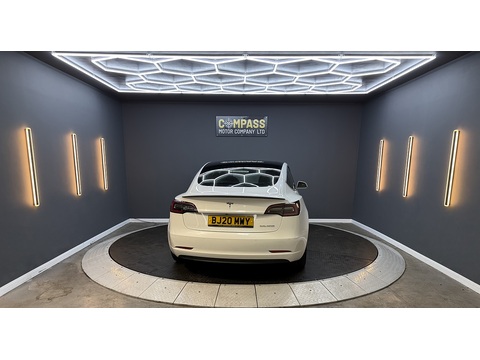 (Dual Motor) Performance Saloon 4dr Electric Auto 4WDE (Performance Upgrade) (449 bhp)