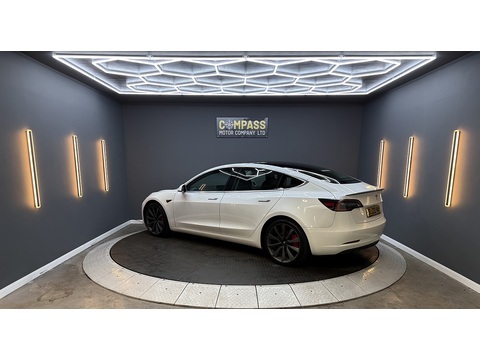 (Dual Motor) Performance Saloon 4dr Electric Auto 4WDE (Performance Upgrade) (449 bhp)