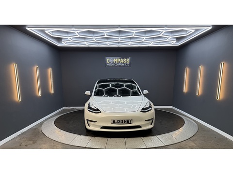 (Dual Motor) Performance Saloon 4dr Electric Auto 4WDE (Performance Upgrade) (449 bhp)