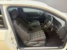 Volkswagen Golf 2.0 TDI BlueMotion Tech GTD Hatchback 3dr Diesel Manual Euro 6 (s/s) (184 ps) 