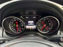 Mercedes-Benz GLA 2.1 GLA200d SE (Executive) SUV 5dr Diesel 7G-DCT Euro 6 (s/s) (136 ps) 