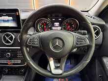 Mercedes-Benz GLA 2.1 GLA200d SE (Executive) SUV 5dr Diesel 7G-DCT Euro 6 (s/s) (136 ps) 