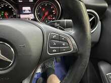 Mercedes-Benz GLA 2.1 GLA200d SE (Executive) SUV 5dr Diesel 7G-DCT Euro 6 (s/s) (136 ps) 