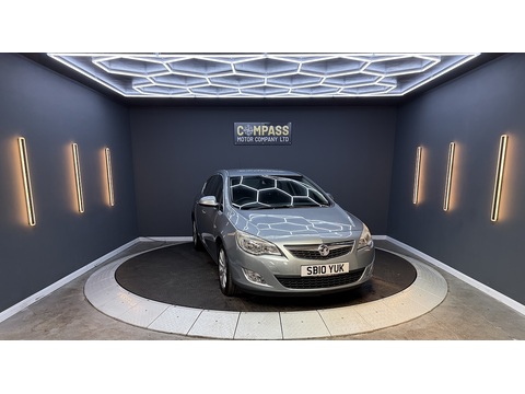 1.6 16v SE Hatchback 5dr Petrol Manual Euro 5 (115 ps)