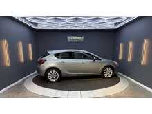 Vauxhall Astra 1.6 16v SE Hatchback 5dr Petrol Manual Euro 5 (115 ps) 
