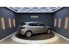 Vauxhall Astra 1.6 16v SE Hatchback 5dr Petrol Manual Euro 5 (115 ps) 