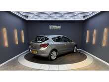 Vauxhall Astra 1.6 16v SE Hatchback 5dr Petrol Manual Euro 5 (115 ps) 