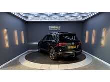 Volkswagen Tiguan 2.0 TDI R-Line SUV 5dr Diesel DSG 4Motion Euro 6 (s/s) (150 ps) 
