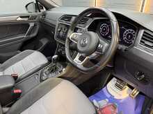 Volkswagen Tiguan 2.0 TDI R-Line SUV 5dr Diesel DSG 4Motion Euro 6 (s/s) (150 ps) 
