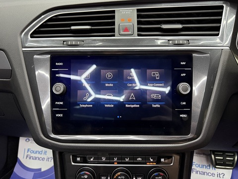 2.0 TDI R-Line SUV 5dr Diesel DSG 4Motion Euro 6 (s/s) (150 ps)
