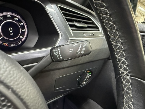 2.0 TDI R-Line SUV 5dr Diesel DSG 4Motion Euro 6 (s/s) (150 ps)