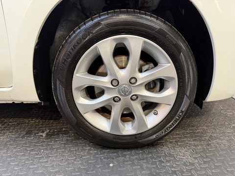 1.2 Acenta Hatchback 5dr Petrol Manual Euro 6 (80 ps)