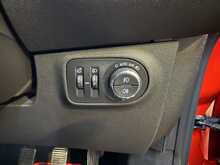 Vauxhall Corsa 1.4i ecoTEC Griffin Hatchback 3dr Petrol Manual Euro 6 (75 ps) 