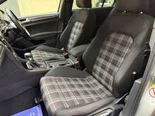 Volkswagen Golf 2.0 TSI GPF GTI Performance Hatchback 5dr Petrol DSG Euro 6 (s/s) (245 ps) 