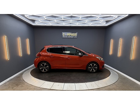 1.2 PureTech Allure Premium Hatchback 5dr Petrol Manual Euro 6 (s/s) (82 ps)