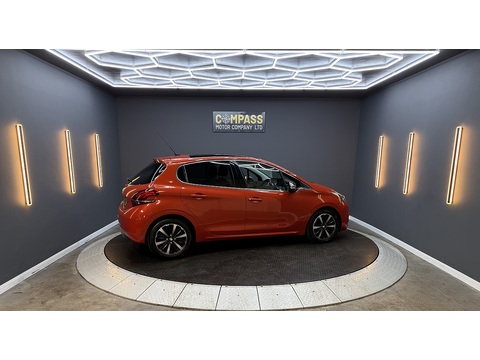1.2 PureTech Allure Premium Hatchback 5dr Petrol Manual Euro 6 (s/s) (82 ps)