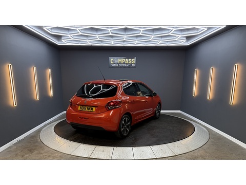 1.2 PureTech Allure Premium Hatchback 5dr Petrol Manual Euro 6 (s/s) (82 ps)