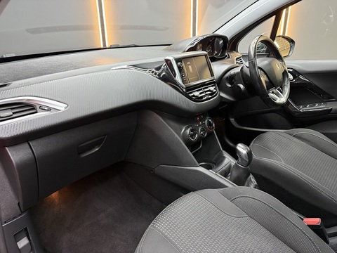 1.2 PureTech Allure Premium Hatchback 5dr Petrol Manual Euro 6 (s/s) (82 ps)