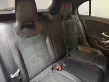 Mercedes-Benz A Class 1.5 A180d AMG Line Hatchback 5dr Diesel 7G-DCT Euro 6 (s/s) (116 ps) 