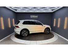 Volkswagen Tiguan 2.0 BiTDI R-Line SUV 5dr Diesel DSG 4Motion Euro 6 (s/s) (240 ps) 