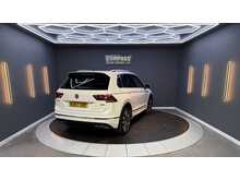 Volkswagen Tiguan 2.0 BiTDI R-Line SUV 5dr Diesel DSG 4Motion Euro 6 (s/s) (240 ps) 