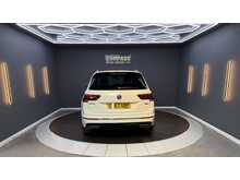 Volkswagen Tiguan 2.0 BiTDI R-Line SUV 5dr Diesel DSG 4Motion Euro 6 (s/s) (240 ps) 