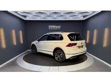 Volkswagen Tiguan 2.0 BiTDI R-Line SUV 5dr Diesel DSG 4Motion Euro 6 (s/s) (240 ps) 