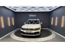 Volkswagen Tiguan 2.0 BiTDI R-Line SUV 5dr Diesel DSG 4Motion Euro 6 (s/s) (240 ps) 