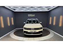 Volkswagen Tiguan 2.0 BiTDI R-Line SUV 5dr Diesel DSG 4Motion Euro 6 (s/s) (240 ps) 