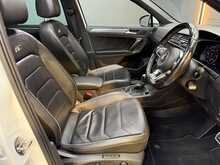 Volkswagen Tiguan 2.0 BiTDI R-Line SUV 5dr Diesel DSG 4Motion Euro 6 (s/s) (240 ps) 