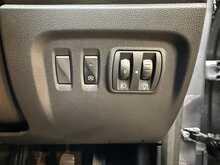 Renault Captur 0.9 TCe ENERGY Play SUV 5dr Petrol Manual Euro 6 (s/s) (90 ps) SUV Manual Petrol 