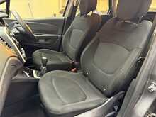 Renault Captur 0.9 TCe ENERGY Play SUV 5dr Petrol Manual Euro 6 (s/s) (90 ps) SUV Manual Petrol 