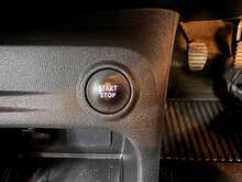 Renault Captur 0.9 TCe ENERGY Play SUV 5dr Petrol Manual Euro 6 (s/s) (90 ps) SUV Manual Petrol 