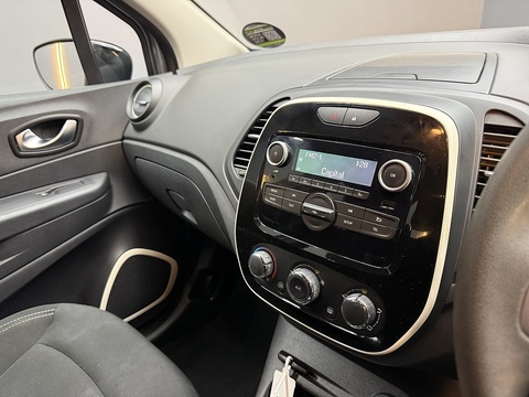 0.9 TCe ENERGY Play SUV 5dr Petrol Manual Euro 6 (s/s) (90 ps) SUV Manual Petrol